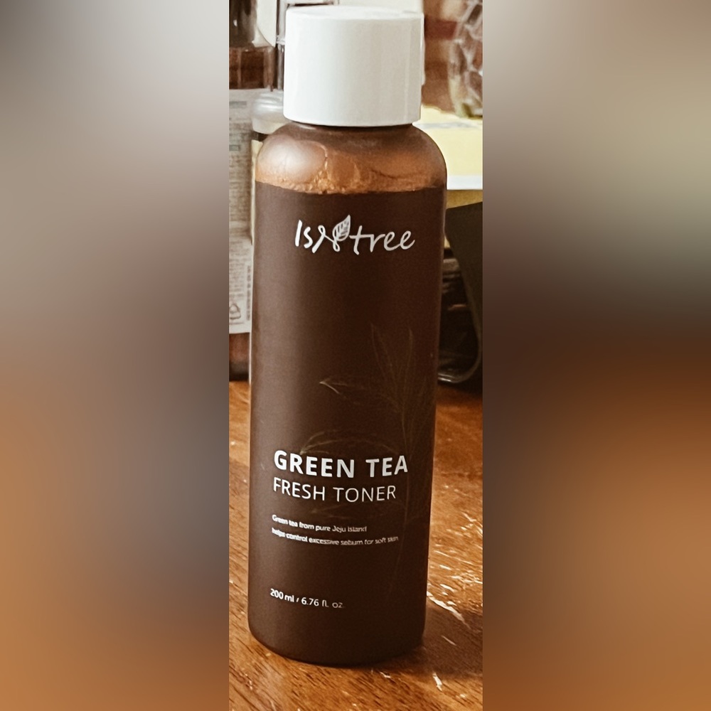 Isntree Green Tea Fresh Toner